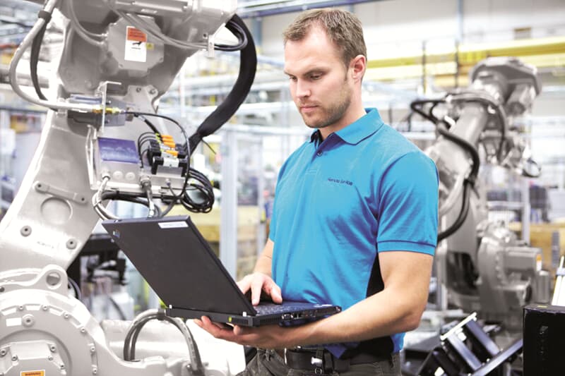 priemyselne roboty v slovenskych firmach
